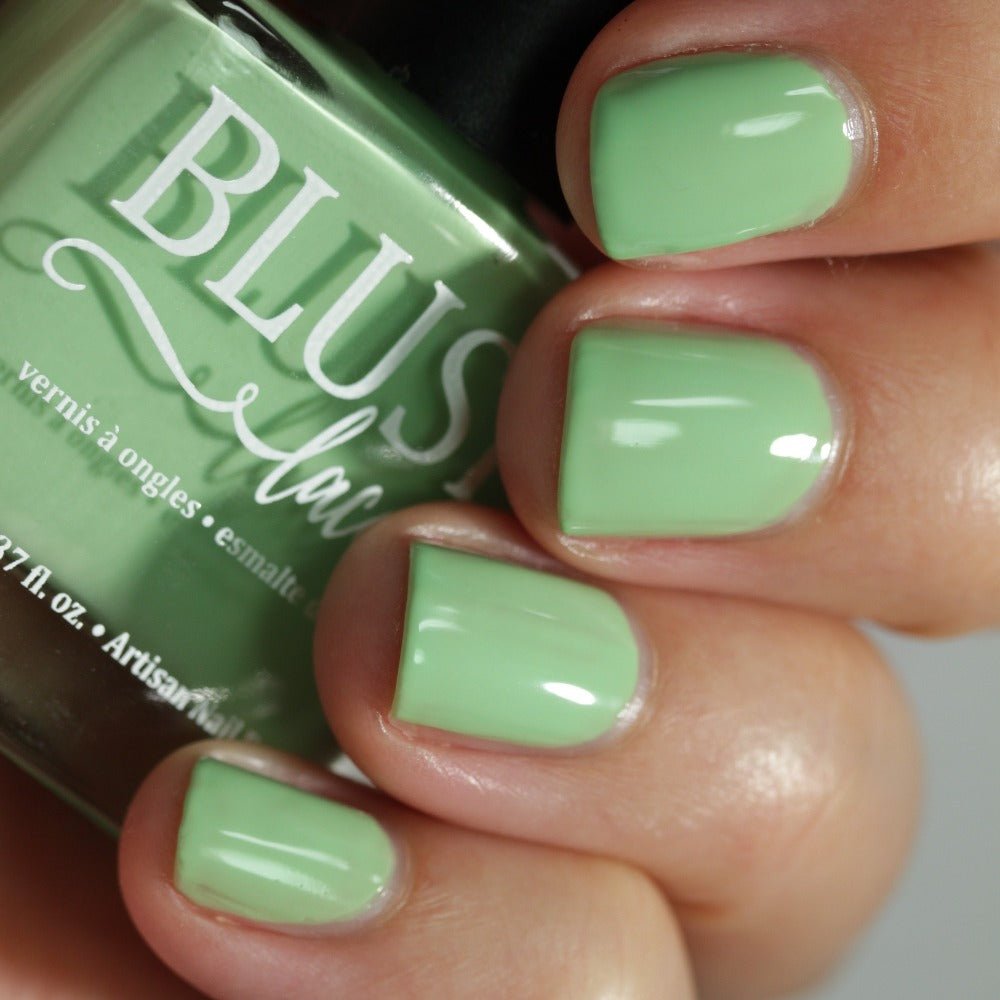 Essie Mint Candy Apple Nail Lacquer - Review | The Sunday Girl